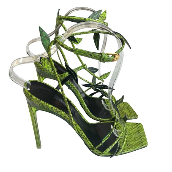 SOLD‼️Versace Snake Skin Jungle Sandals Stiletto Heel Green - Picture 4 of 14